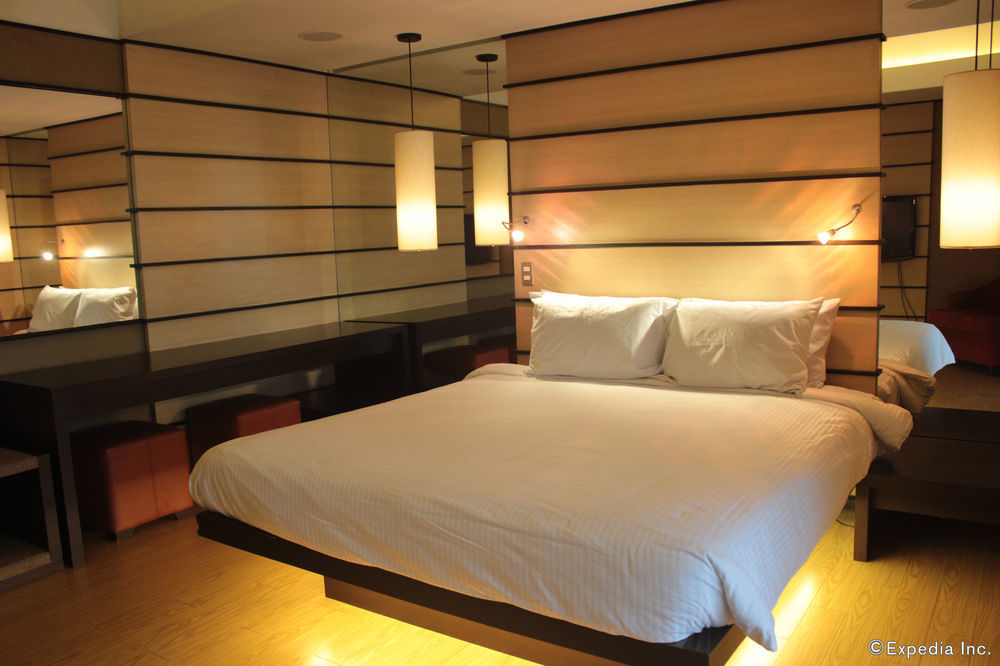 Soleste Suites Ciudad Quezon Exterior foto