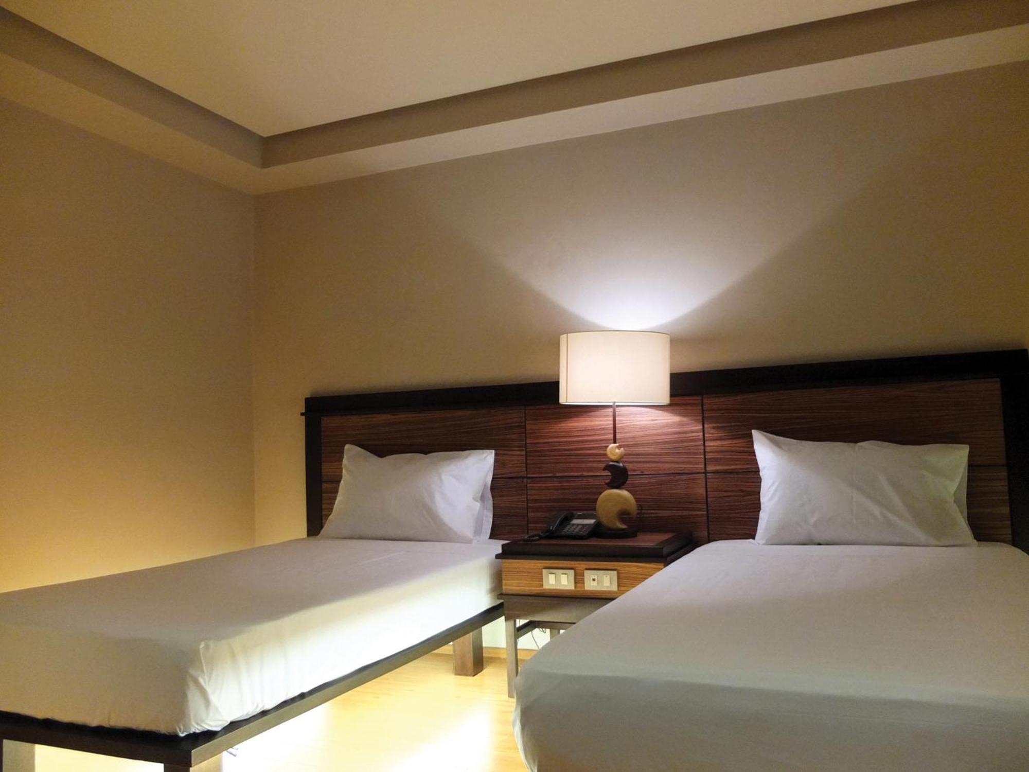 Soleste Suites Ciudad Quezon Exterior foto